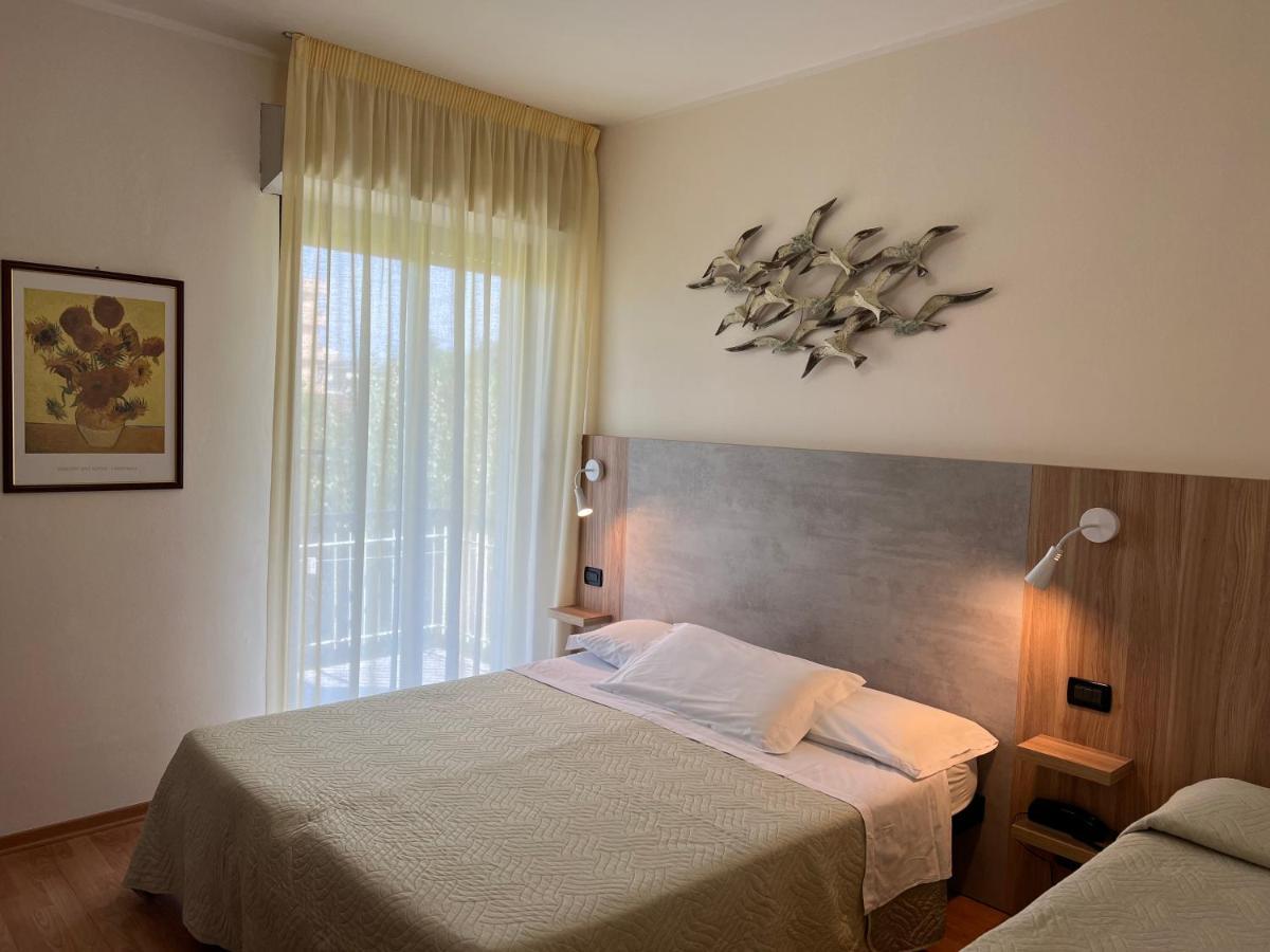Hotel Betty Rimini Eksteriør billede